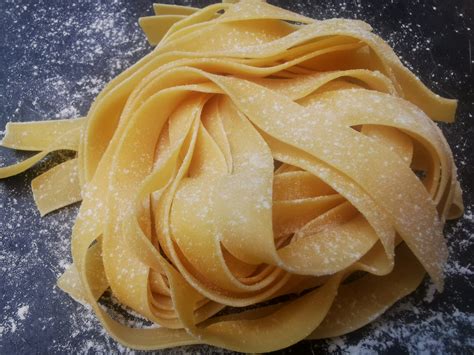PAPPARDELLE ALL'UOVO 1KG CONF 5KG CRT MARC